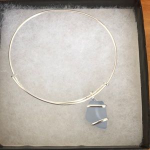 Bracelet with blue stone